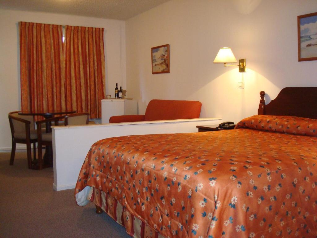 Family Inn San Rafael  Værelse billede