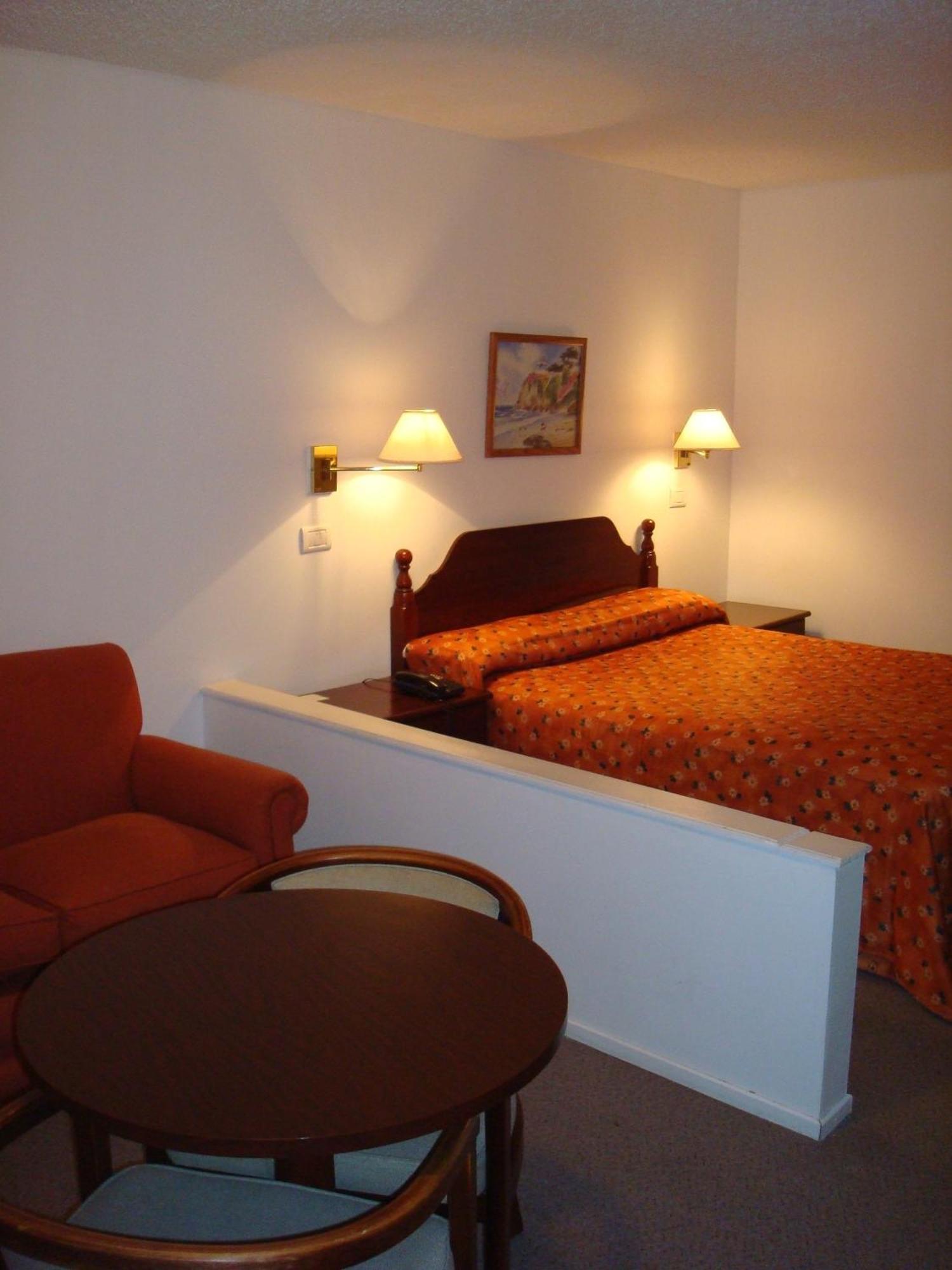 Family Inn San Rafael  Eksteriør billede