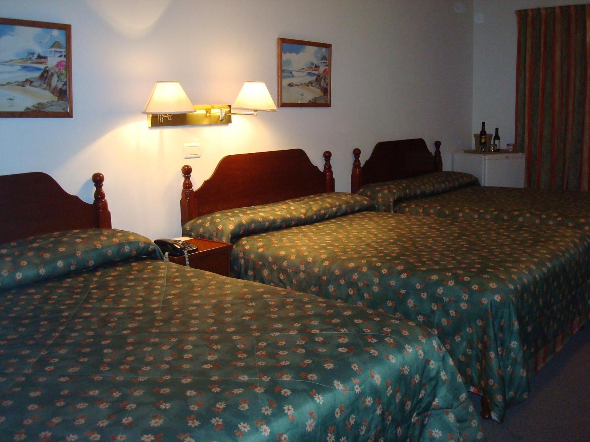 Family Inn San Rafael  Eksteriør billede