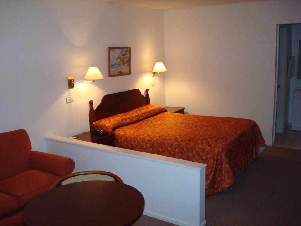 Family Inn San Rafael  Eksteriør billede